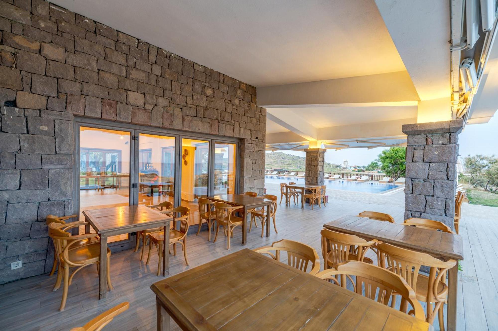 Cinarli Kasri Hotel Gokceada Ngoại thất bức ảnh