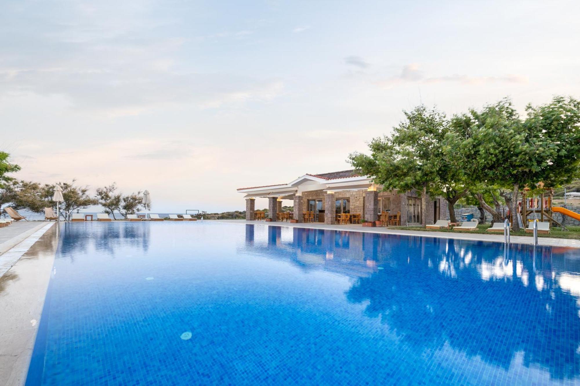 Cinarli Kasri Hotel Gokceada Ngoại thất bức ảnh