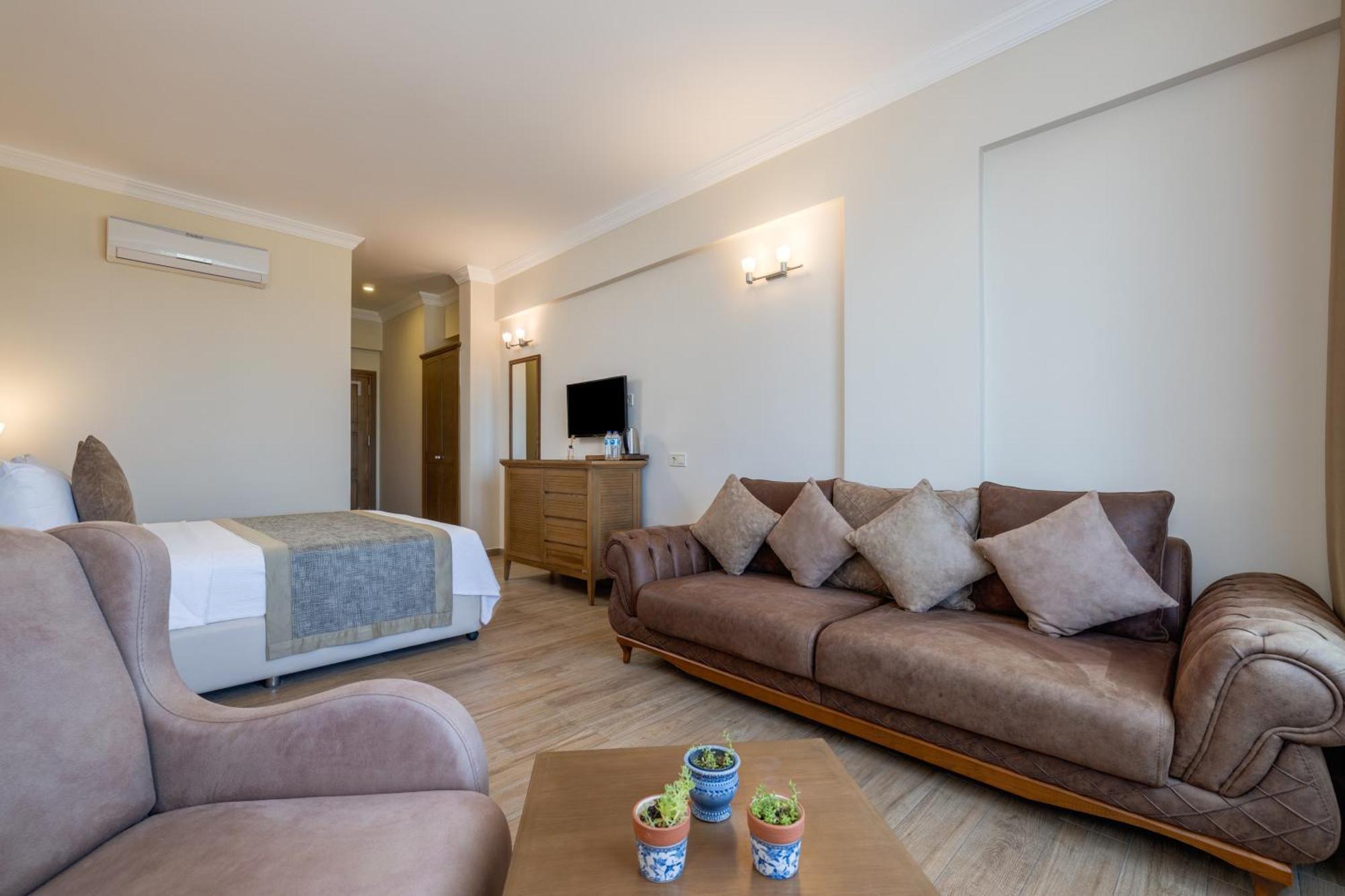 Cinarli Kasri Hotel Gokceada Ngoại thất bức ảnh