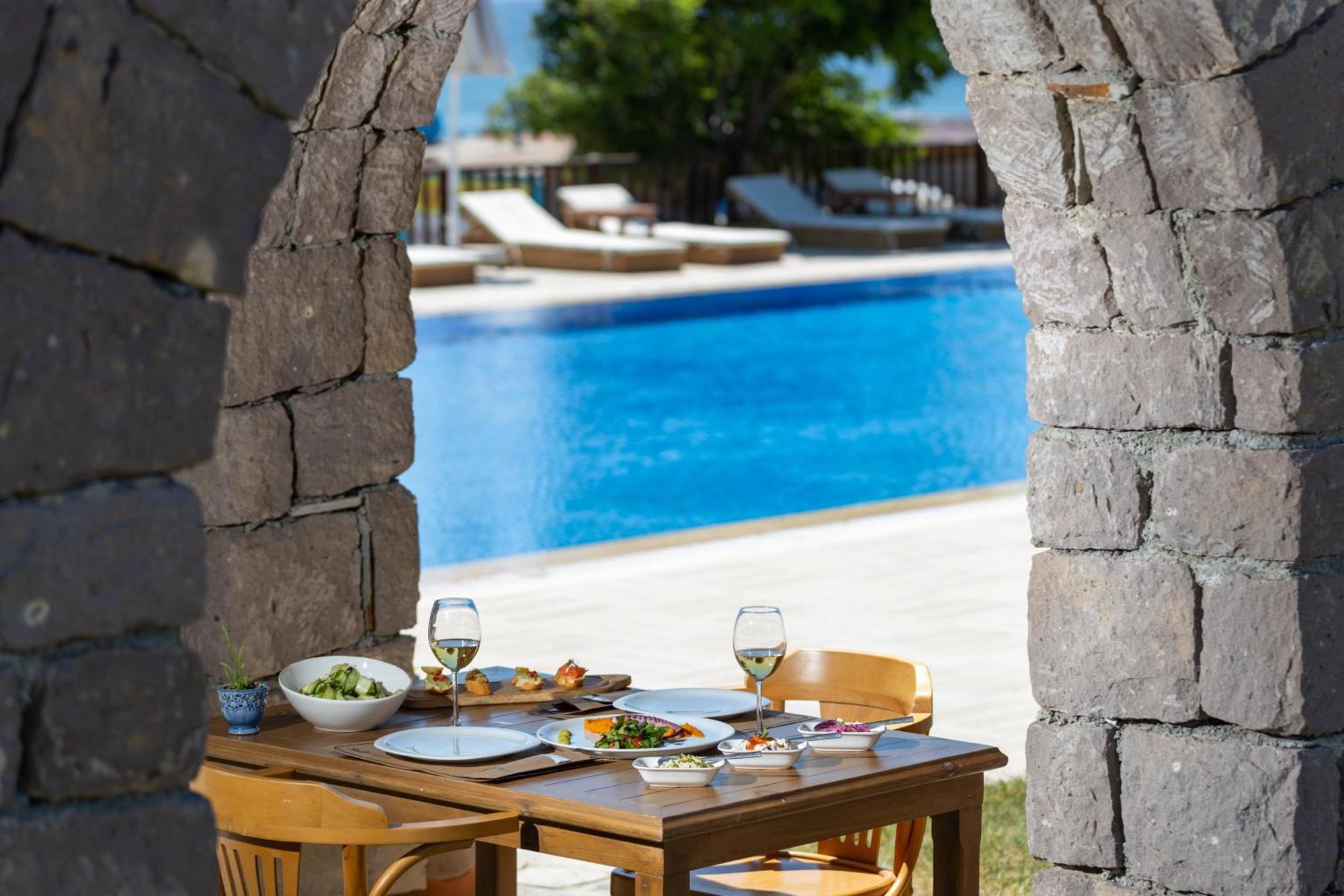 Cinarli Kasri Hotel Gokceada Ngoại thất bức ảnh